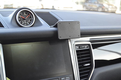 Brodit ProClip 855685 voor Porsche Macan 2021-2024 - installatiepositie