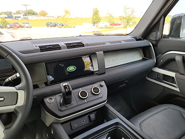 Brodit ProClip 855688 voor Land Rover Defender 2020-2026 - detail van dashboardmontage