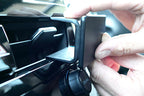 Brodit ProClip 855694 voor Toyota Camry 2022-2024 - montagepositie op dashboard