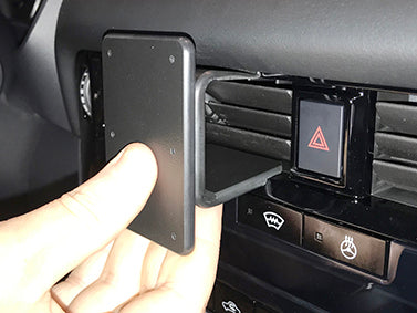 Brodit ProClip 855697 voor Nissan X-Trail 2022-2026, Nissan Rogue 2021-2023 en Nissan Qashqai 2022-2026 - ProClip geplaatst in het voertuig