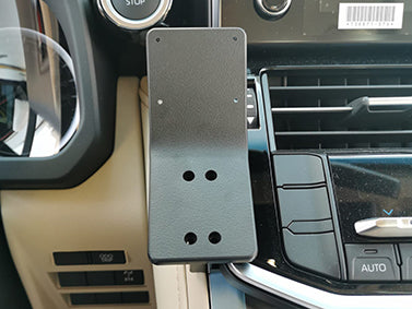 Brodit ProClip 855701 voor Toyota LandCruiser 300 2021-2026 - detail van dashboardmontage