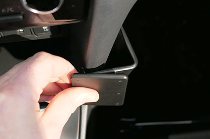 Brodit ProClip 855731 voor Toyota Yaris Cross 2022-2026 - detail van dashboardmontage