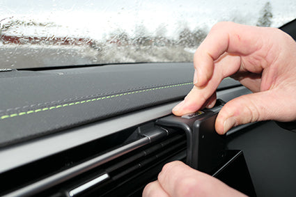 Brodit ProClip 855740 voor Peugeot 408 2022-2026 en Peugeot 308 2022-2026 - ProClip geplaatst in het voertuig