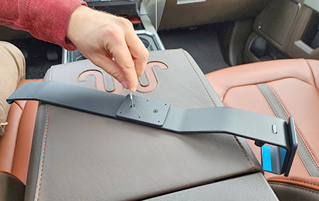 Brodit ProClip 855750 voor Ford Super Duty 2022-2022 - montagepositie op dashboard