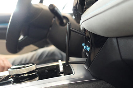 Brodit ProClip 855757 voor MG 5 2022-2026 - detail van dashboardmontage
