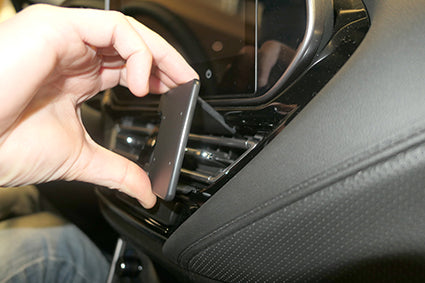 Brodit ProClip 855761 voor Suzuki S-Cross 2022-2026 - ProClip geplaatst in het voertuig
