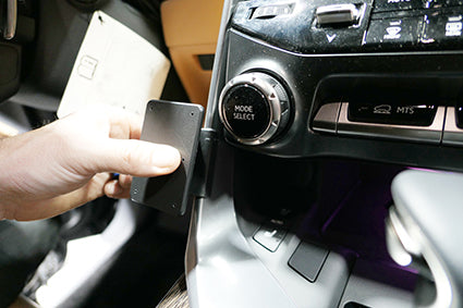 Brodit ProClip 855785 voor Lexus LX Series 2022-2026 - montagepositie op dashboard