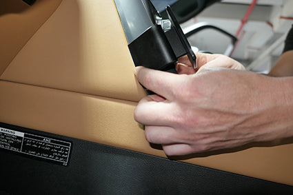 Brodit ProClip 855785 voor Lexus LX Series 2022-2026 - detail van dashboardmontage