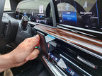 Brodit ProClip 855793 voor Cadillac Escalade 2021-2024 - montagepositie op dashboard