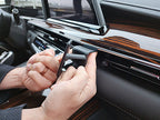 Brodit ProClip 855794 voor Cadillac Escalade 2021-2024 - detail van dashboardmontage