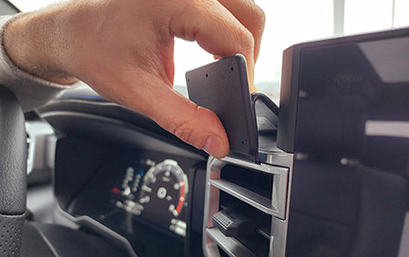 Brodit ProClip 855805 voor Toyota Tundra 2022-2026 en Toyota Sequoia 2023-2026 - ProClip geplaatst in het voertuig