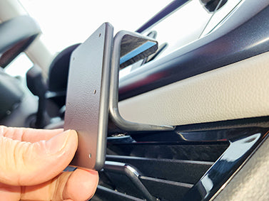 Brodit ProClip 855808 voor Volkswagen Taos 2022-2026 - ProClip geplaatst in het voertuig