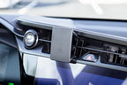 Brodit ProClip 855885 voor Lexus RZ Series 2023-2026 - detail van dashboardmontage