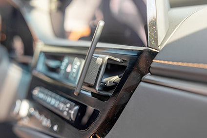 Brodit ProClip 855896 voor Lexus ES Series 2022-2025 - detail van dashboardmontage