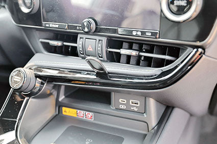 Brodit ProClip 855900 voor Lexus NX Series 2022-2026 - montagepositie op dashboard
