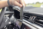 Brodit ProClip 855914 voor Jaguar F-PACE 2021-2026 - montagepositie op dashboard