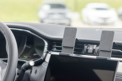 Brodit ProClip 855914 voor Jaguar F-PACE 2021-2026 - detail van dashboardmontage