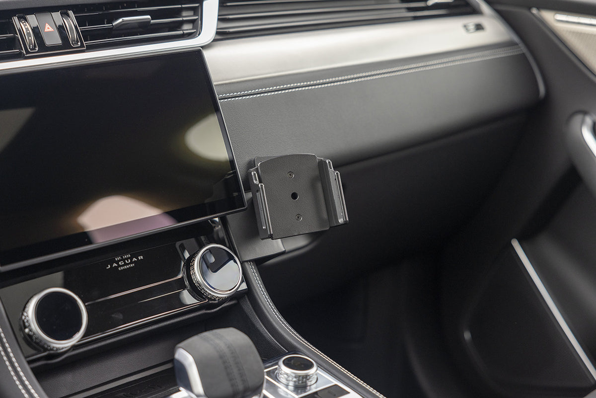 Brodit ProClip 855915 voor Jaguar F-PACE 2021-2026 - montagefoto 6
