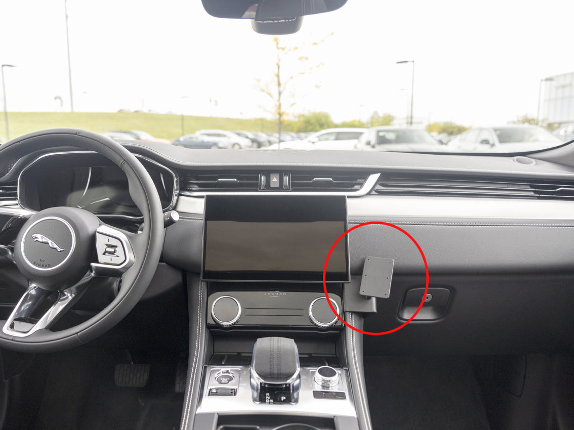 Brodit ProClip 855915 voor Jaguar F-PACE 2021-2026 - montagefoto 8