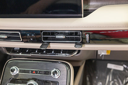 Brodit ProClip 855916 voor Lincoln Nautilus 2021-2023 - montagepositie op dashboard