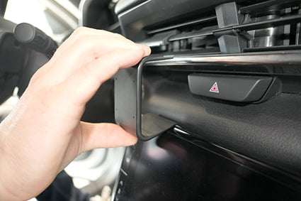 Brodit ProClip 855950 voor Mazda MX-30 2021-2026 - ProClip geplaatst in het voertuig