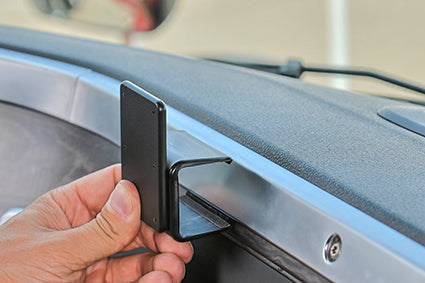 Brodit ProClip 855954 voor Western Star 57X 2023-2026, Western Star 49X 2023-2026 en Western Star 47X 2023-2026 - montagepositie op dashboard