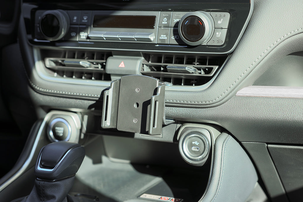 Brodit ProClip 855967 voor Toyota Grand Highlander 2024-2026 - montagefoto 6