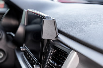 Brodit ProClip 855990 voor Kia Rio 2022-2024 - detail van dashboardmontage