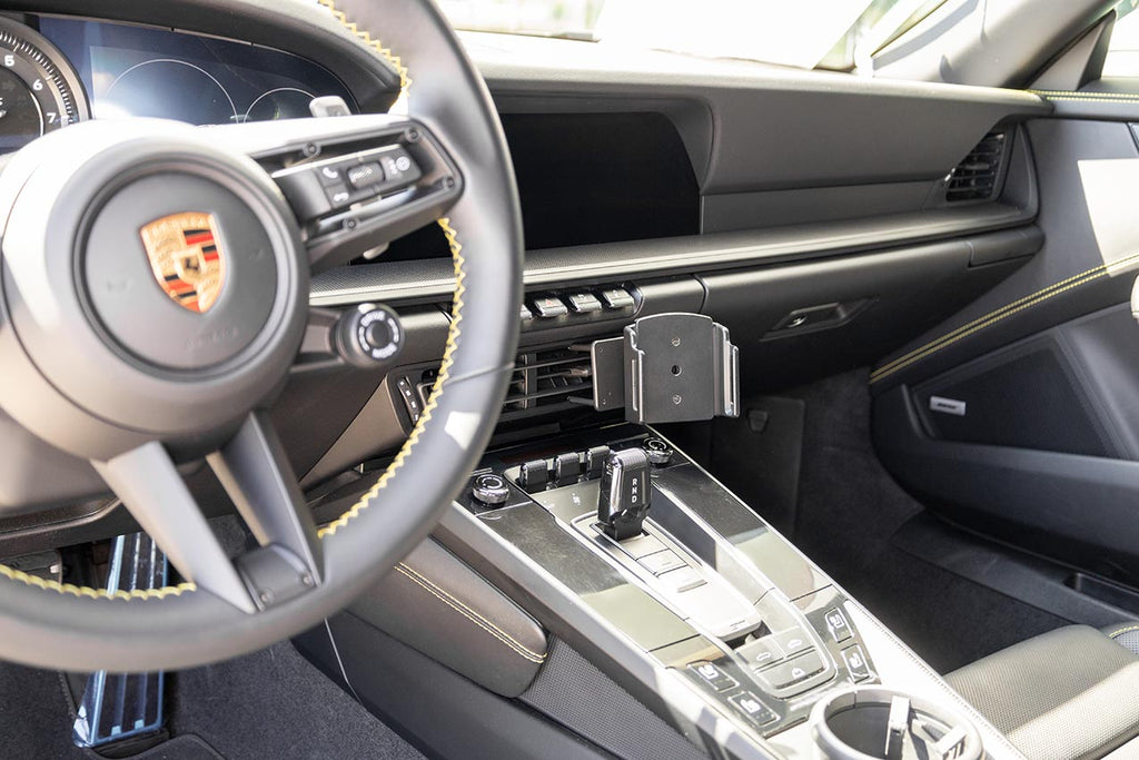 Brodit ProClip 855995 voor Porsche 911 (Type 992) 2020-2026 - montagefoto 6