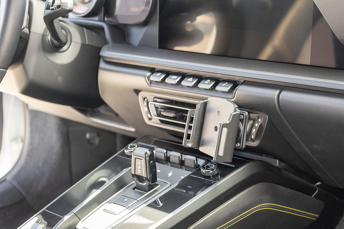 Brodit ProClip 855995 voor Porsche 911 (Type 992) 2020-2026 - montagefoto 7