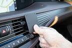 Brodit ProClip 855997 voor Lexus LS Series 2018-2026 - ProClip geplaatst in het voertuig
