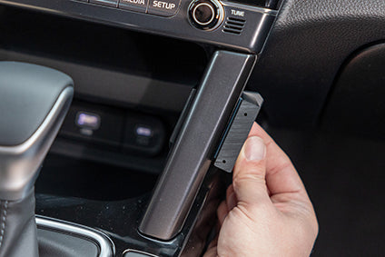 Brodit ProClip 856001 voor Kia Seltos 2024-2026 - montagepositie op dashboard