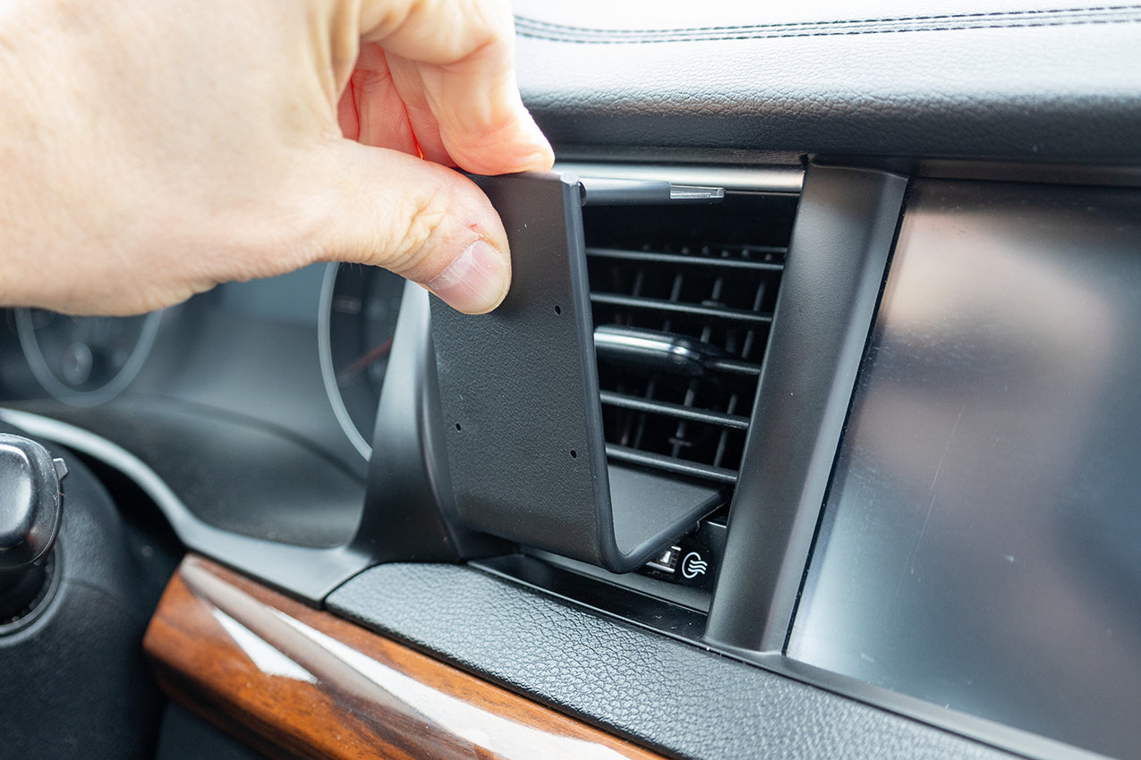 Brodit ProClip 856007 voor Kia Cadenza 2017-2020 - montagepositie op dashboard