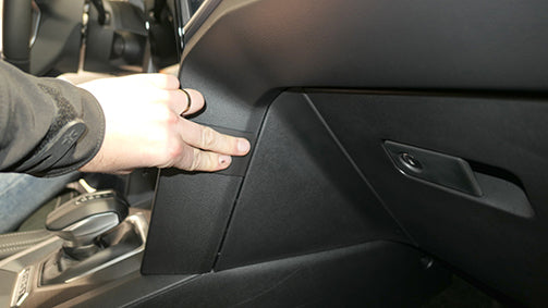 Brodit ProClip 856008 voor Volkswagen Amarok 2024-2026 - ProClip geplaatst in het voertuig