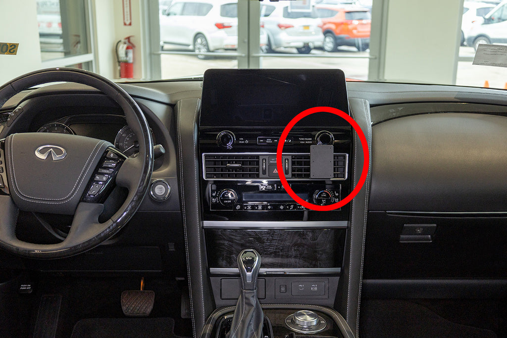 Brodit ProClip 856014 voor Infiniti QX80 2022-2024 - montagefoto 7