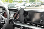 Brodit ProClip 856026 voor Kia Carnival 2022-2026 - montagefoto 6