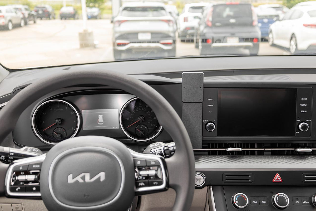 Brodit ProClip 856026 voor Kia Carnival 2022-2026 - montagefoto 10