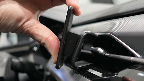 Brodit ProClip 856031 voor Volkswagen Arteon 2021-2026 - detail van dashboardmontage