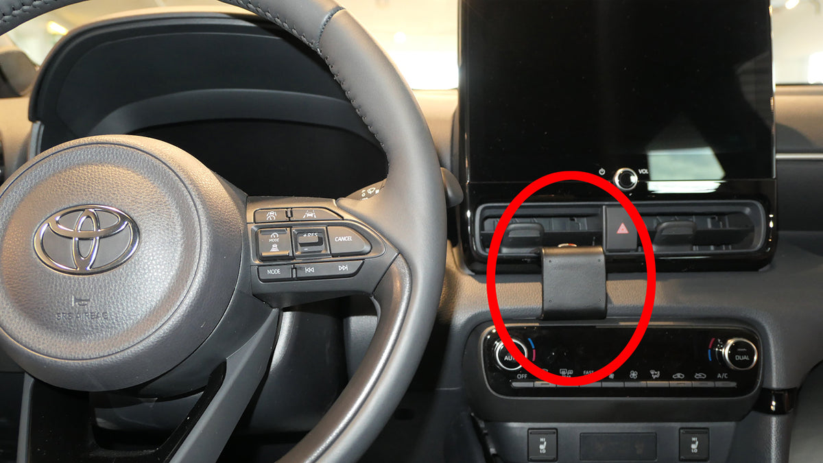Brodit ProClip 856033 voor Toyota Yaris 2021-2026 - productfoto zwarte ABS montagebasis