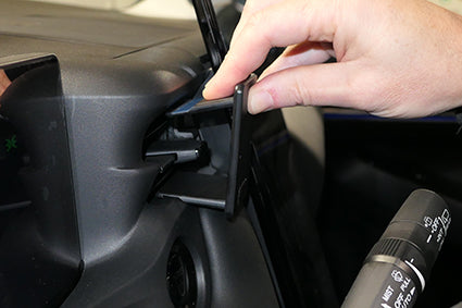 Brodit ProClip 856034 voor Honda e:Ny1 2024-2026 - ProClip geplaatst in het voertuig