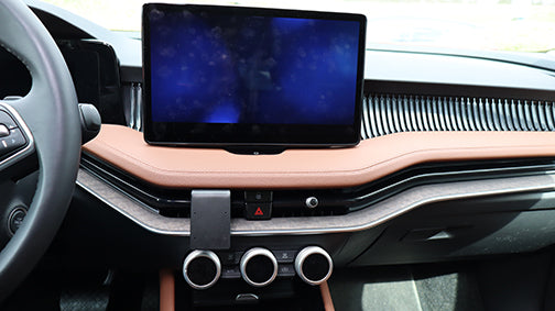 Brodit ProClip 856040 voor Skoda Superb 2024-2026 - detail van dashboardmontage