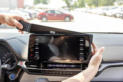 Brodit ProClip 856083 voor Toyota Sienna 2021-2025 - ProClip geplaatst in het voertuig