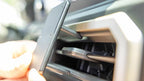 Brodit ProClip 856087 voor Toyota Tacoma 2024-2026 - montagepositie op dashboard