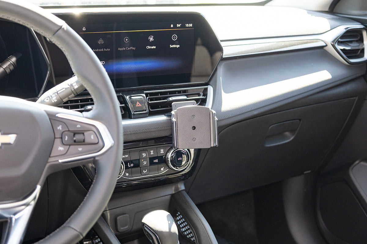 Brodit ProClip 856100 voor Chevrolet Trail Blazer 2024-2026 - montagefoto 8