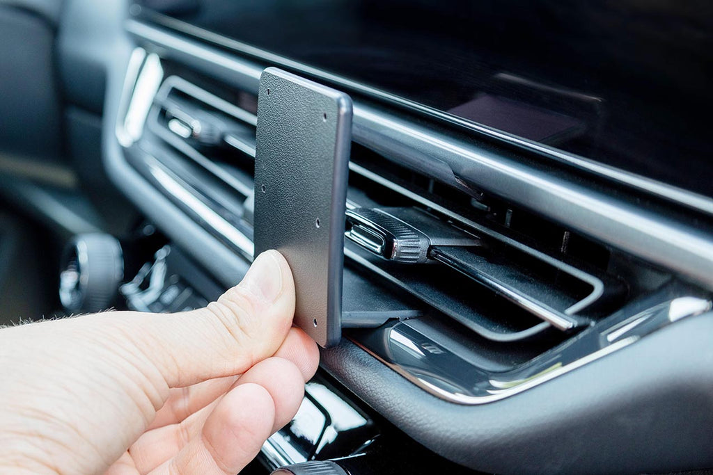 Brodit ProClip 856102 voor Chevrolet Equinox EV 2024-2026 - ProClip geplaatst in het voertuig
