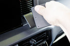 Brodit ProClip 856117 voor Toyota LandCruiser 250 2024-2026 en Toyota LandCruiser 2024-2026 - montagepositie op dashboard