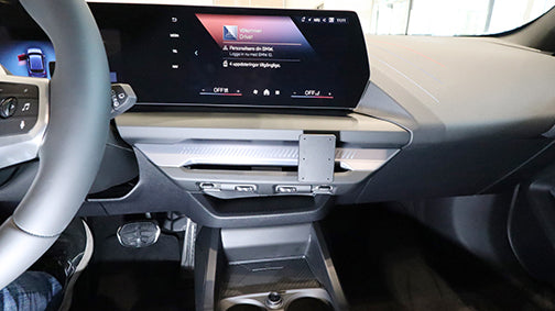 Brodit ProClip 856123 voor BMW 1-series F70 2025-2026 - detail van dashboardmontage