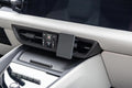 Brodit ProClip 856136 voor Porsche Macan Electric 2025-2026 - installatiepositie