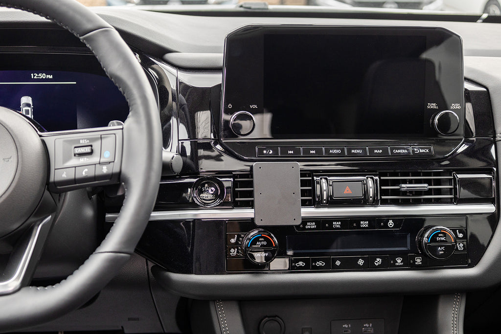 Brodit ProClip 856157 voor Nissan Pathfinder 2022-2026 - detail van dashboardmontage