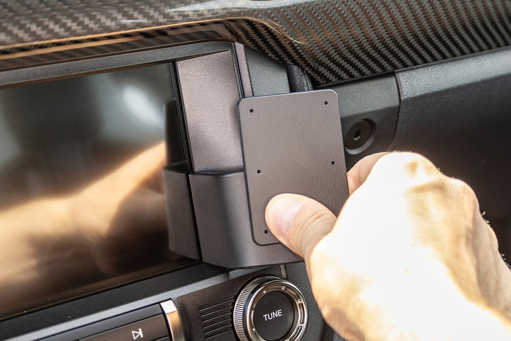 Brodit ProClip 856162 voor Ford Mustang 2015-2023 - montagepositie op dashboard